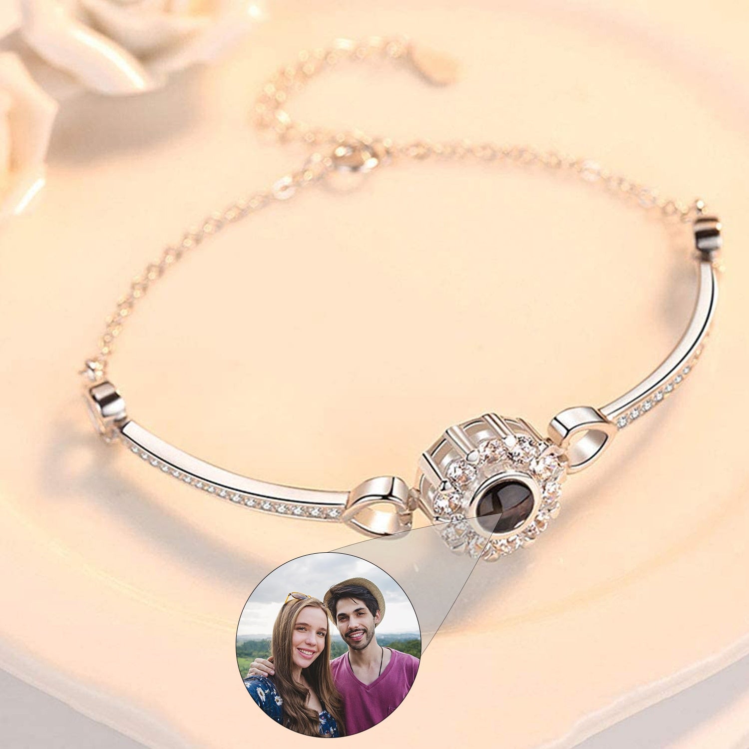 Pulseira Cravejada | Personalizável com foto